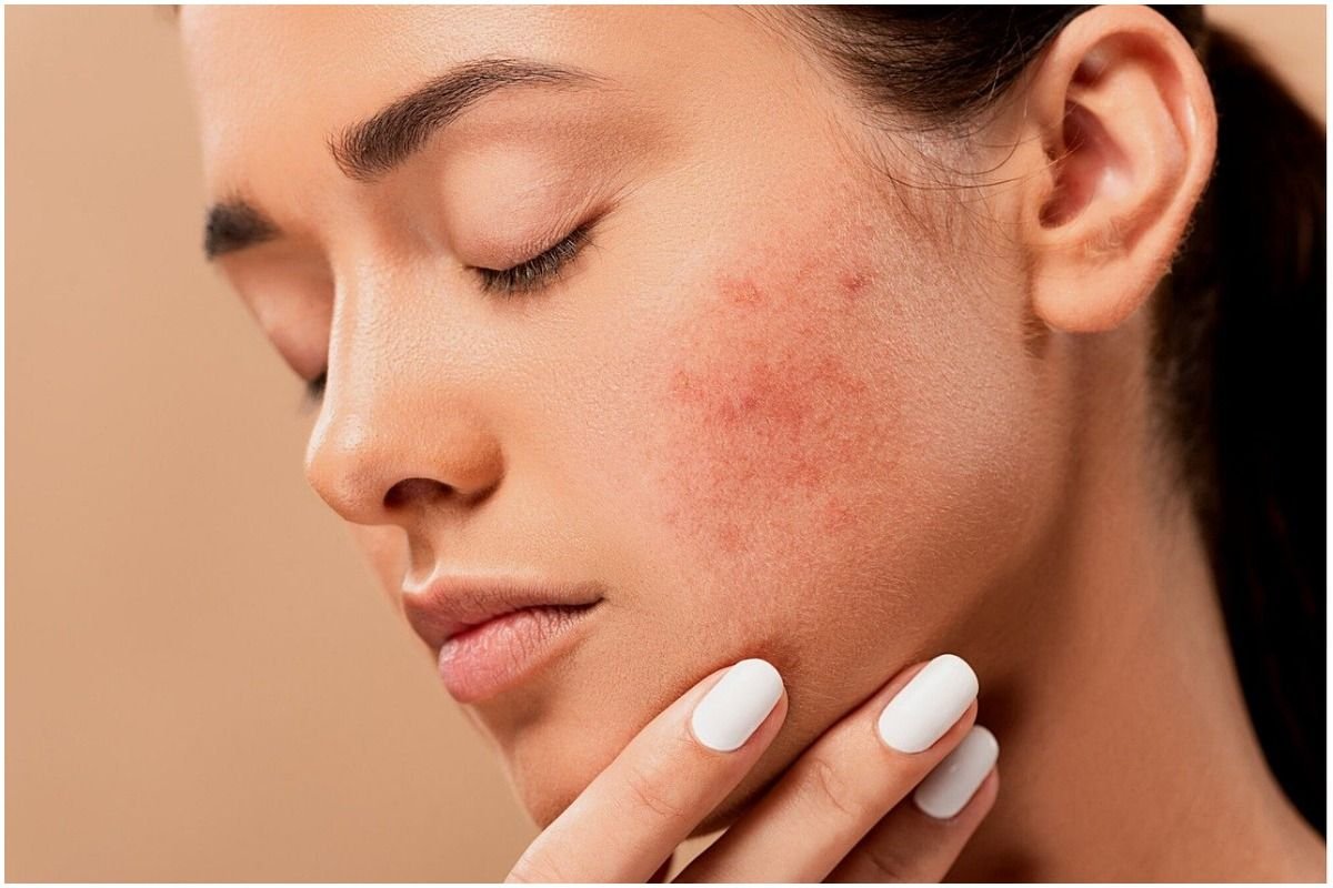 The Top 7 Lazy Skincare Practices Hurting Your Skin