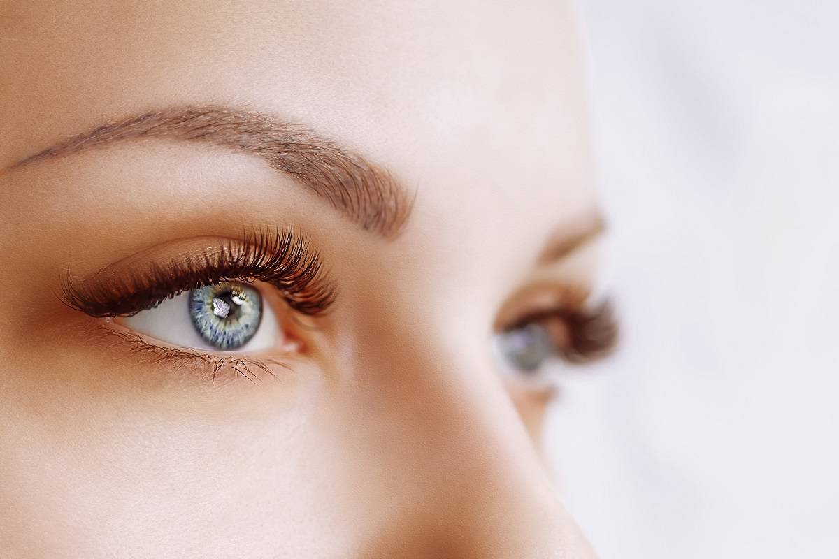 The Art of Eyelid Surgery Achieving Youthful, Refreshed Eyes